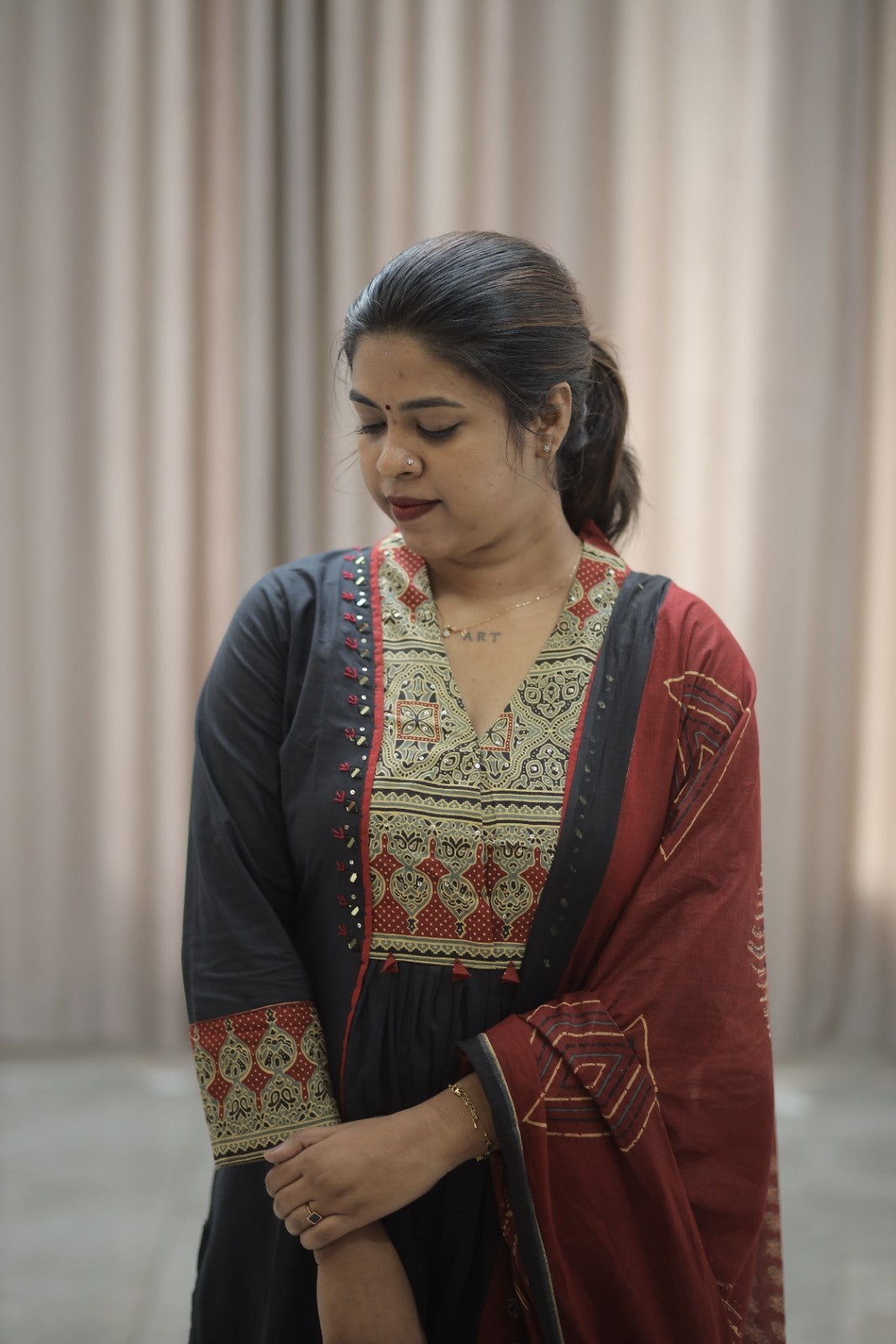 Ishq black