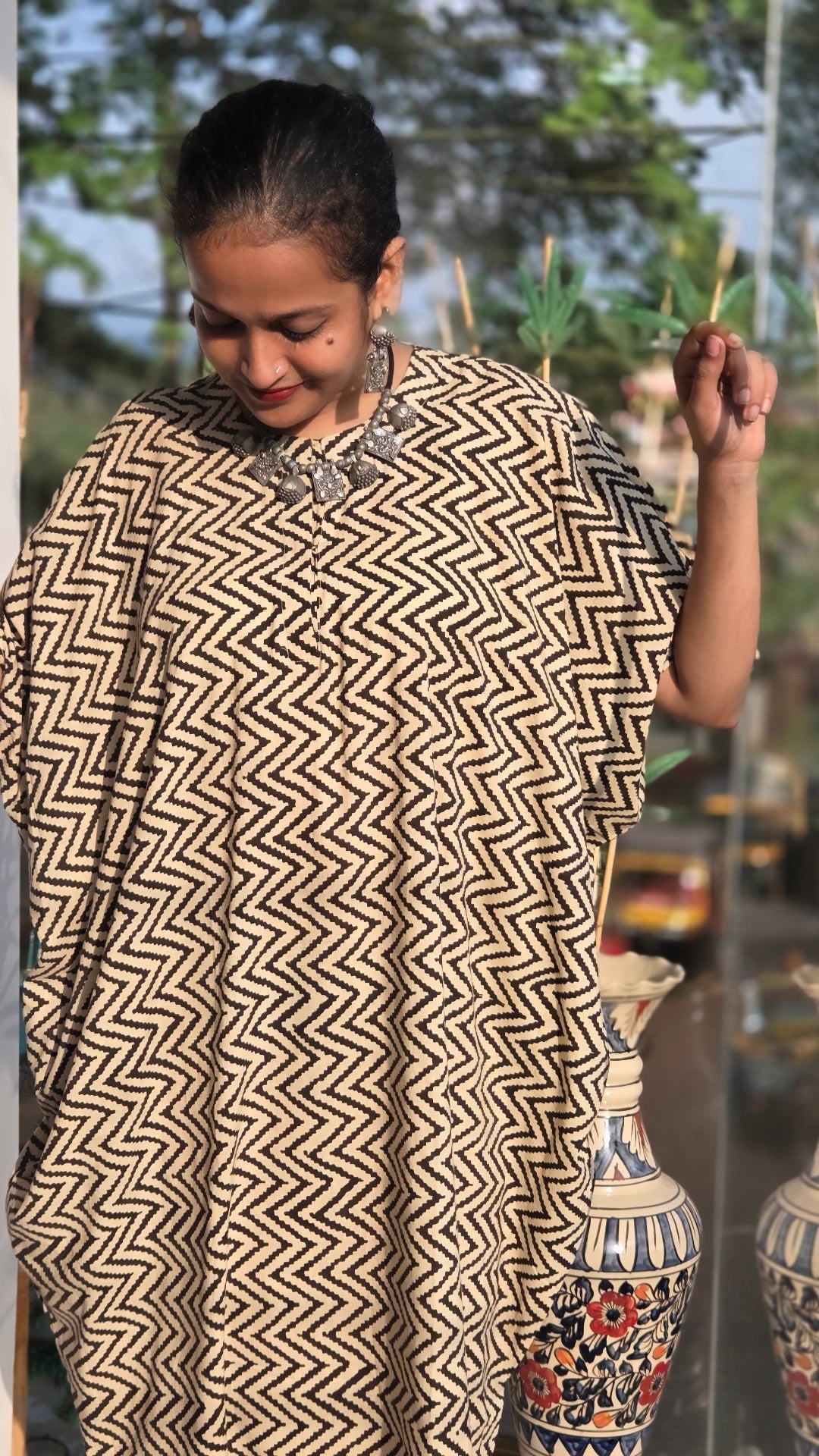 ZIG ZAG -KIMONA-BEIGE-BLACK