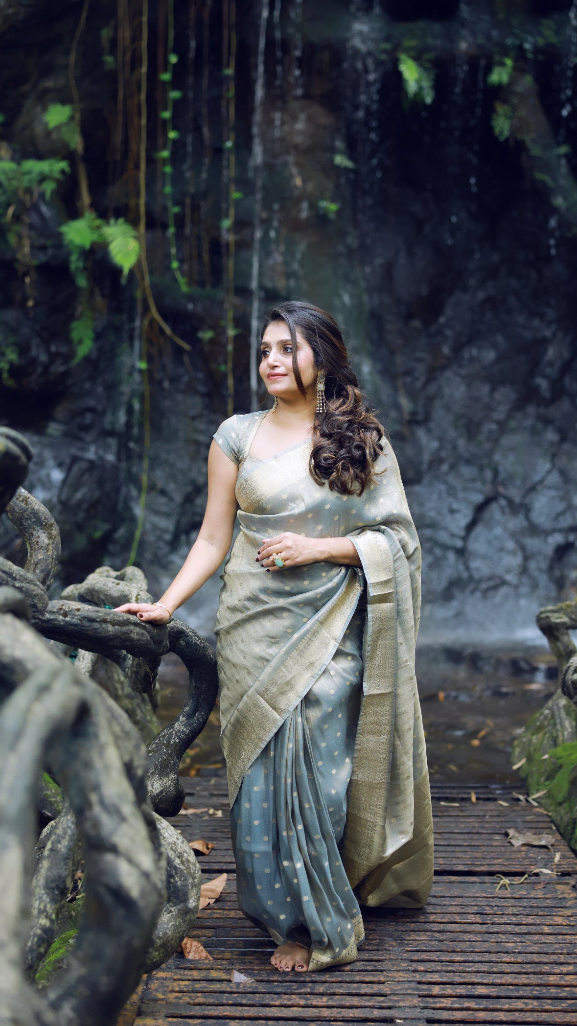 BANARAS TISSUE  BUTTER SILK
