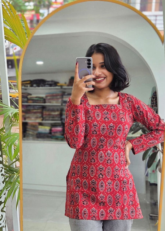 SUMMER SHORT KURTI 03 BRICK RED